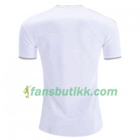 Fotballdrakt Real Madrid Hjemmetrøye 2019-2020 Kortermet